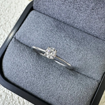 Lumina Solitaire Moissanite Ring (0.3 carat)