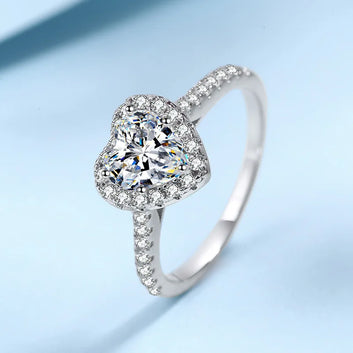 Sparkling Elevated Heart Ring - 1ct Moissanite