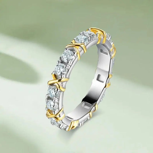 Intrecciato Double Cross Moissanite Ring